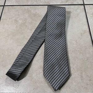 Donald Trump Silk Neck Tie Gold‎ Signature Collection Black Stripes Workwear